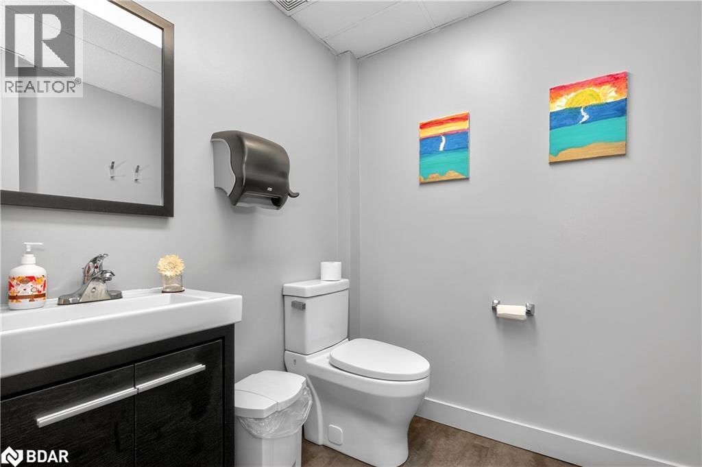 165 Saunders Road, Barrie, ON