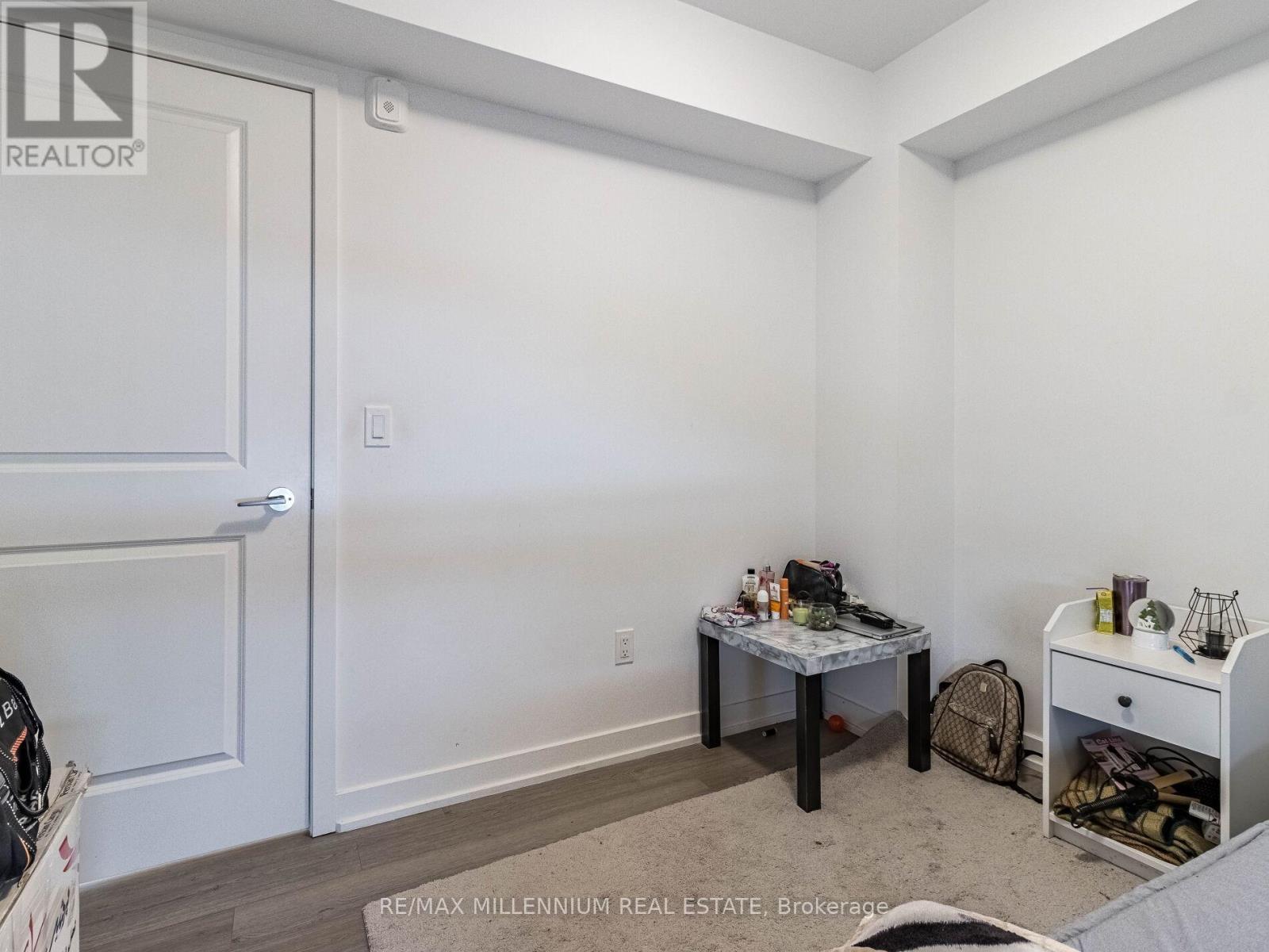 116 - 155 Downsview Park Boulevard, Toronto, ON - Indoor