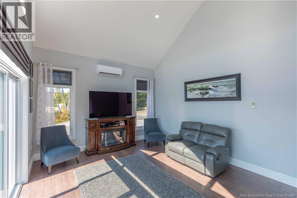 1191 Route 785 Unit# 112, Utopia, NB - Indoor Photo Showing Living Room