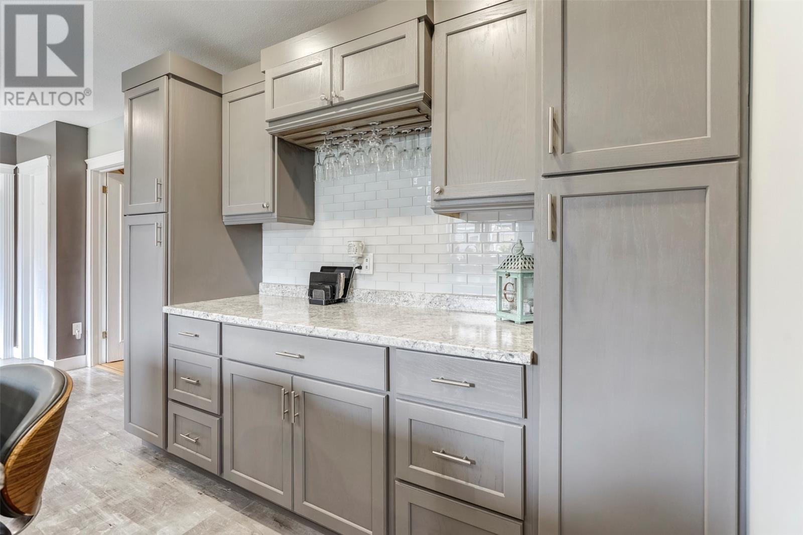 355 Roaches Line, Roaches Line, NL - Indoor Photo Showing Kitchen