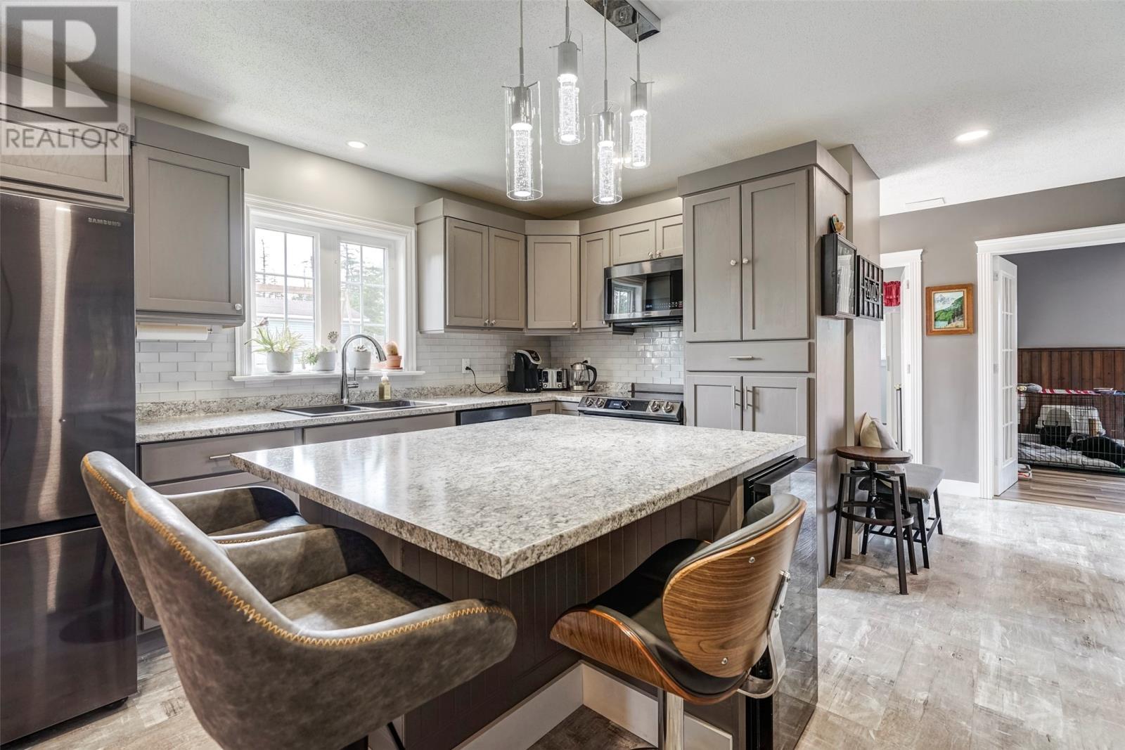 355 Roaches Line, Roaches Line, NL - Indoor Photo Showing Kitchen With Upgraded Kitchen