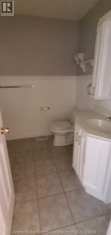 3442 Souilliere, Windsor, ON - Indoor Photo Showing Bathroom