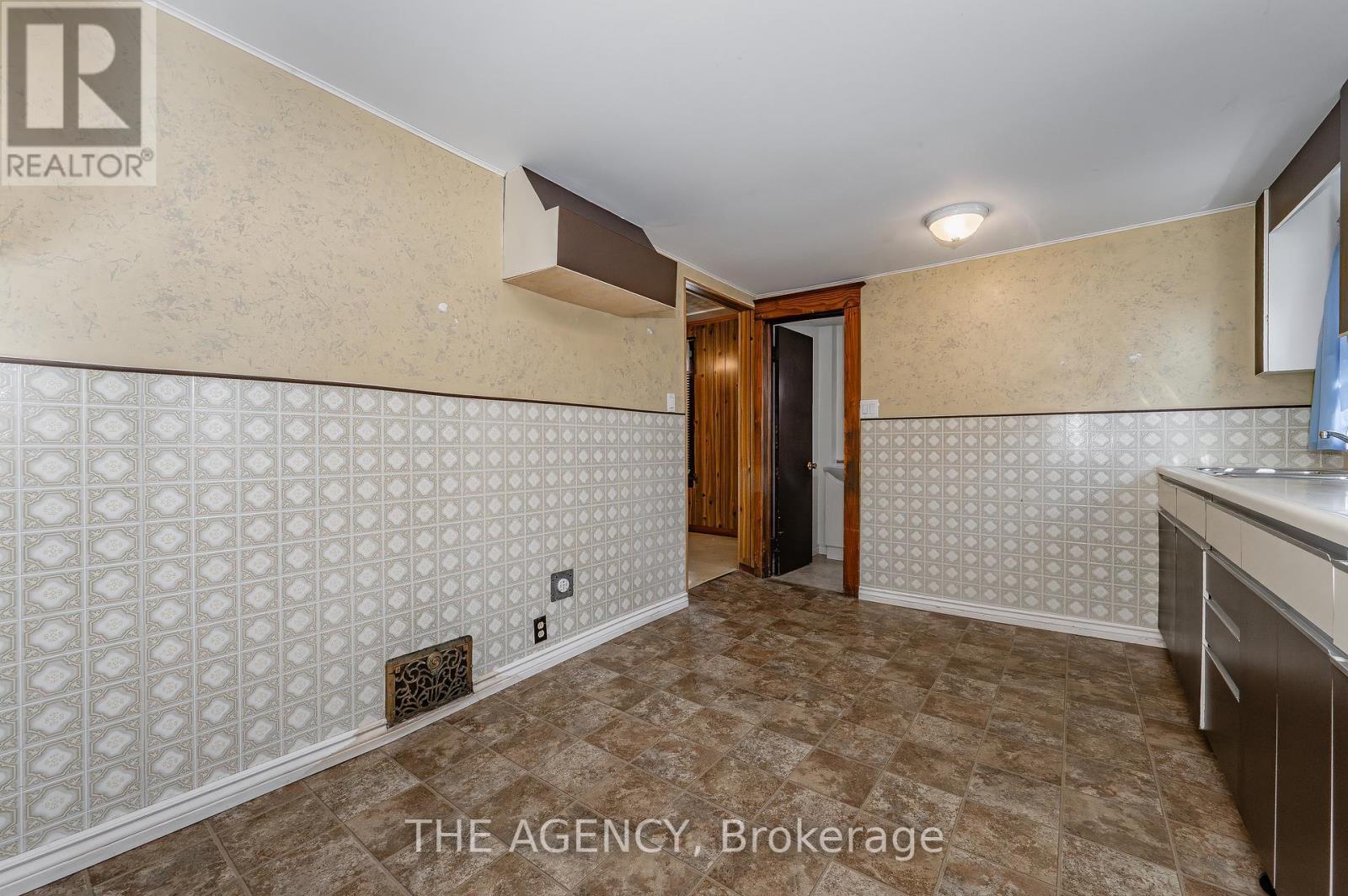 217 Mitchell Street, Port Colborne (East Village), ON - Indoor