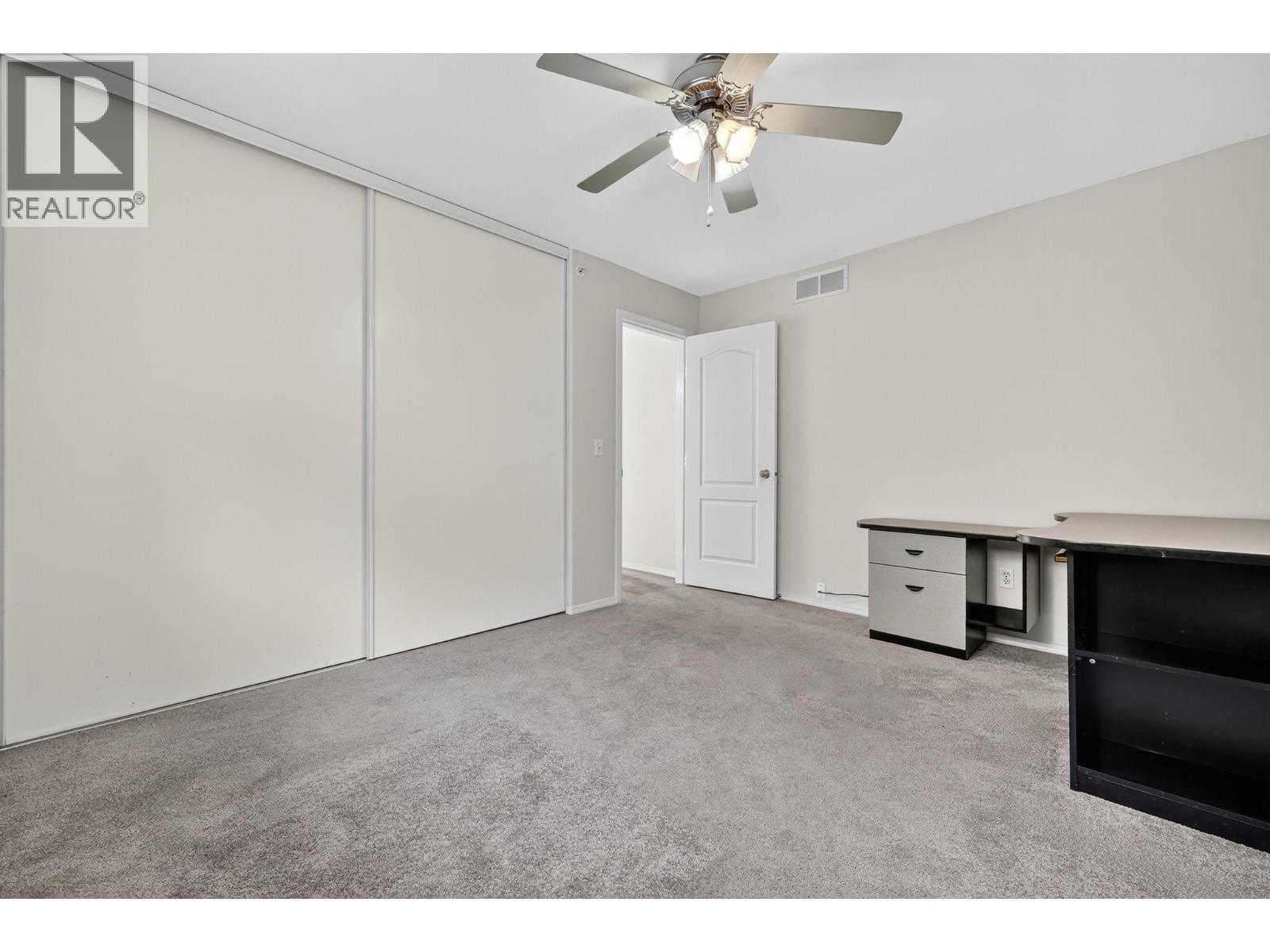 5220 Sutherland Road, Peachland, BC - Indoor Photo Showing Other Room