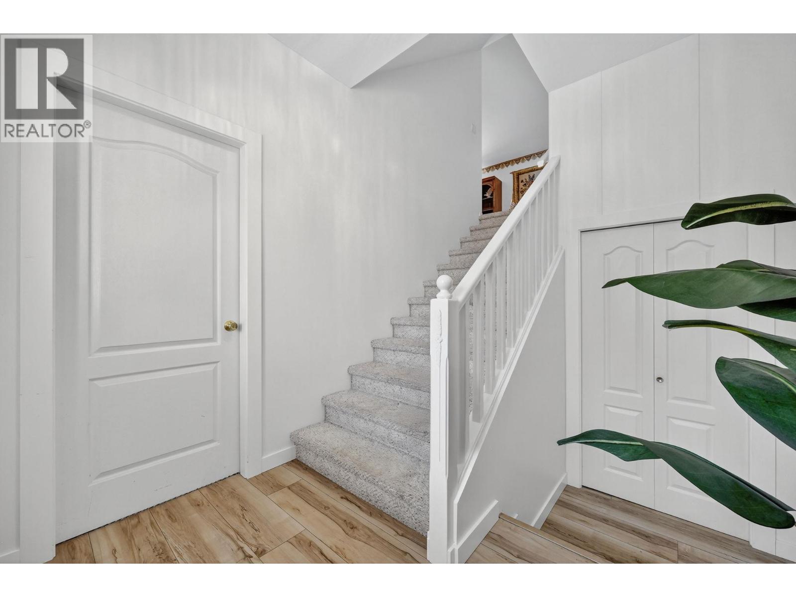 5220 Sutherland Road, Peachland, BC - Indoor Photo Showing Other Room