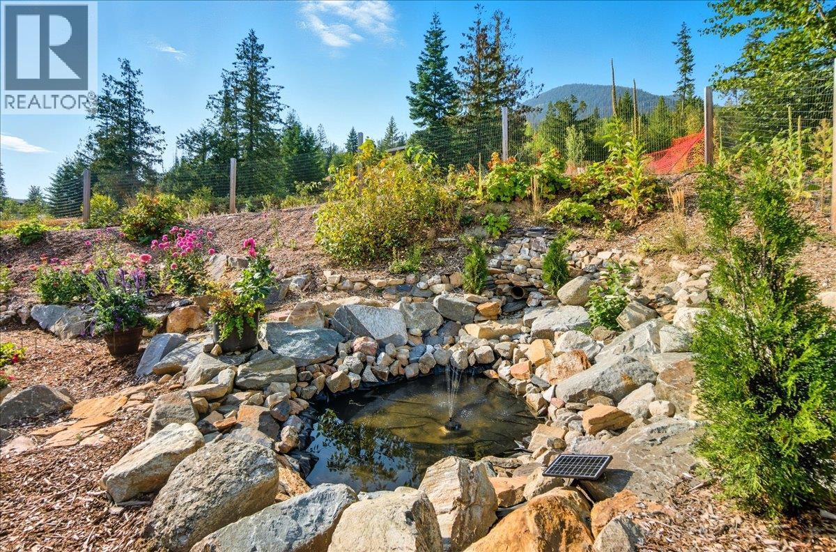 320 Mountain View Drive, Nelson, BC - Outdoor With View