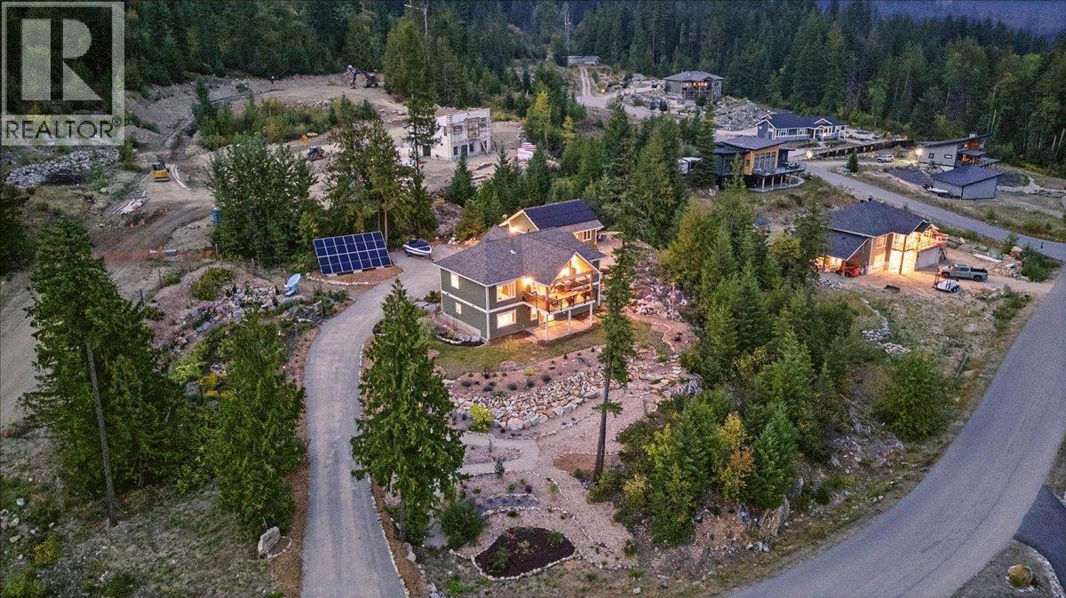320 Mountain View Drive, Nelson, BC - Outdoor With View