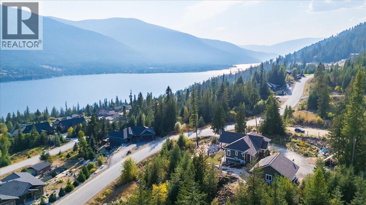 320 Mountain View Drive, Nelson, BC - Outdoor With Body Of Water With View