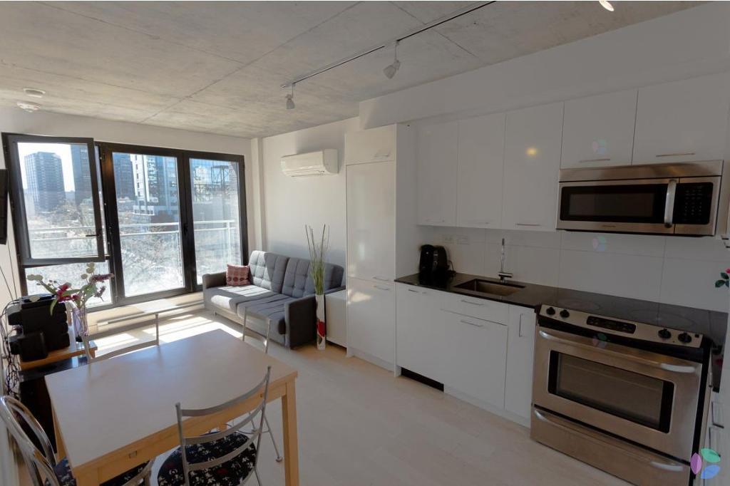 Salle à manger - 805-1265 Rue Lambert-Closse, Montréal (Ville-Marie), QC - Indoor Photo Showing Kitchen