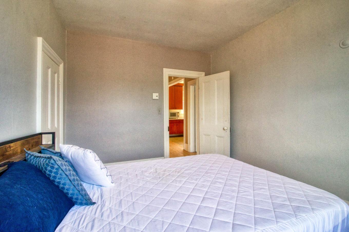 Bedroom - 25 - 27B Rue Lambton, Ormstown, QC - Indoor Photo Showing Bedroom