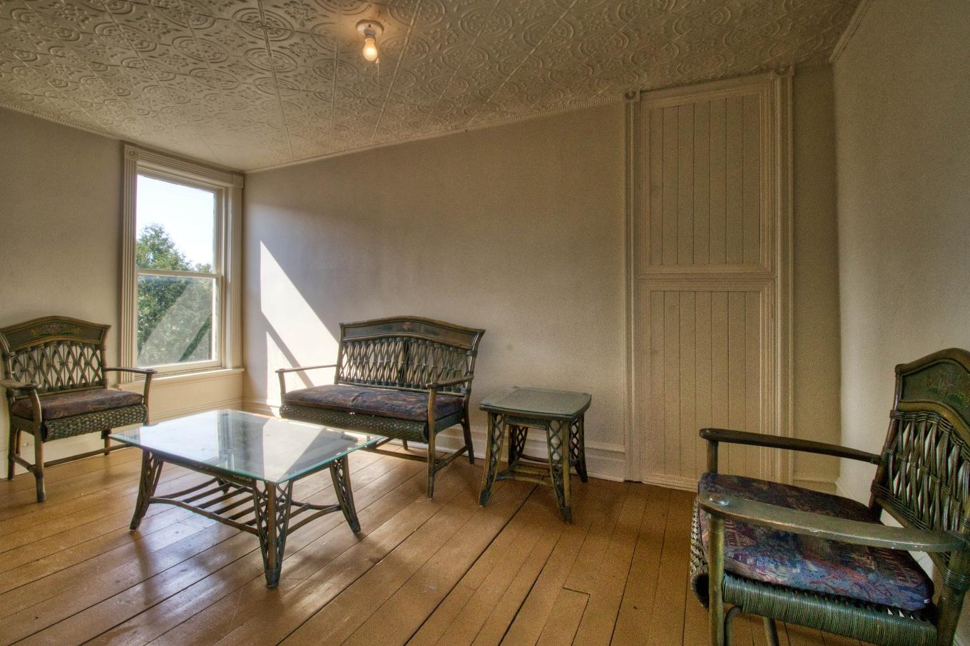 Den - 25 - 27B Rue Lambton, Ormstown, QC - Indoor Photo Showing Living Room