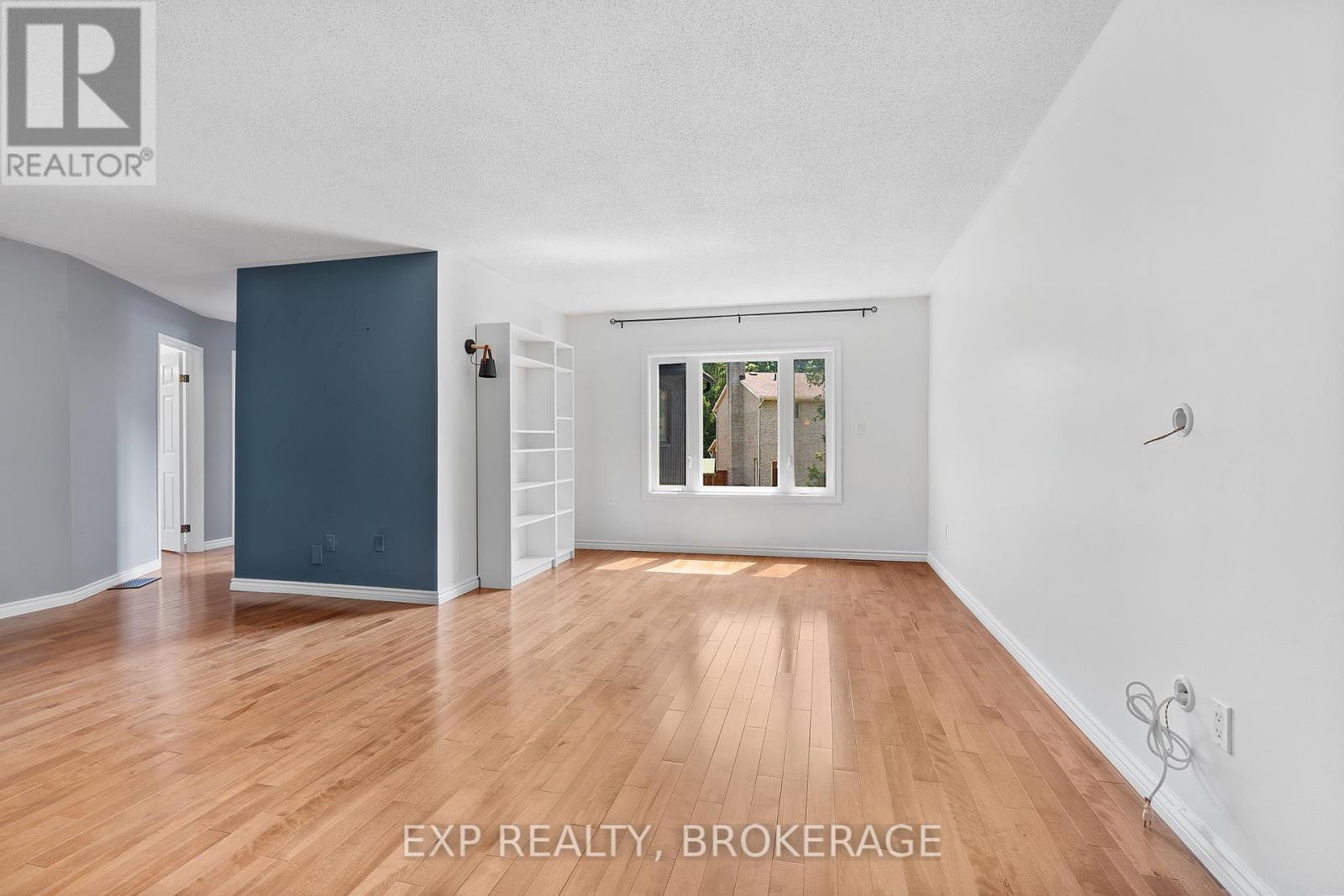 926 Cresthill Street, Kingston (North Of Taylor-Kidd Blvd), ON - Indoor Photo Showing Other Room