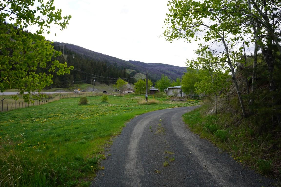 6805 Cariboo 97 Highway, Clinton, BC - Outdoor With View