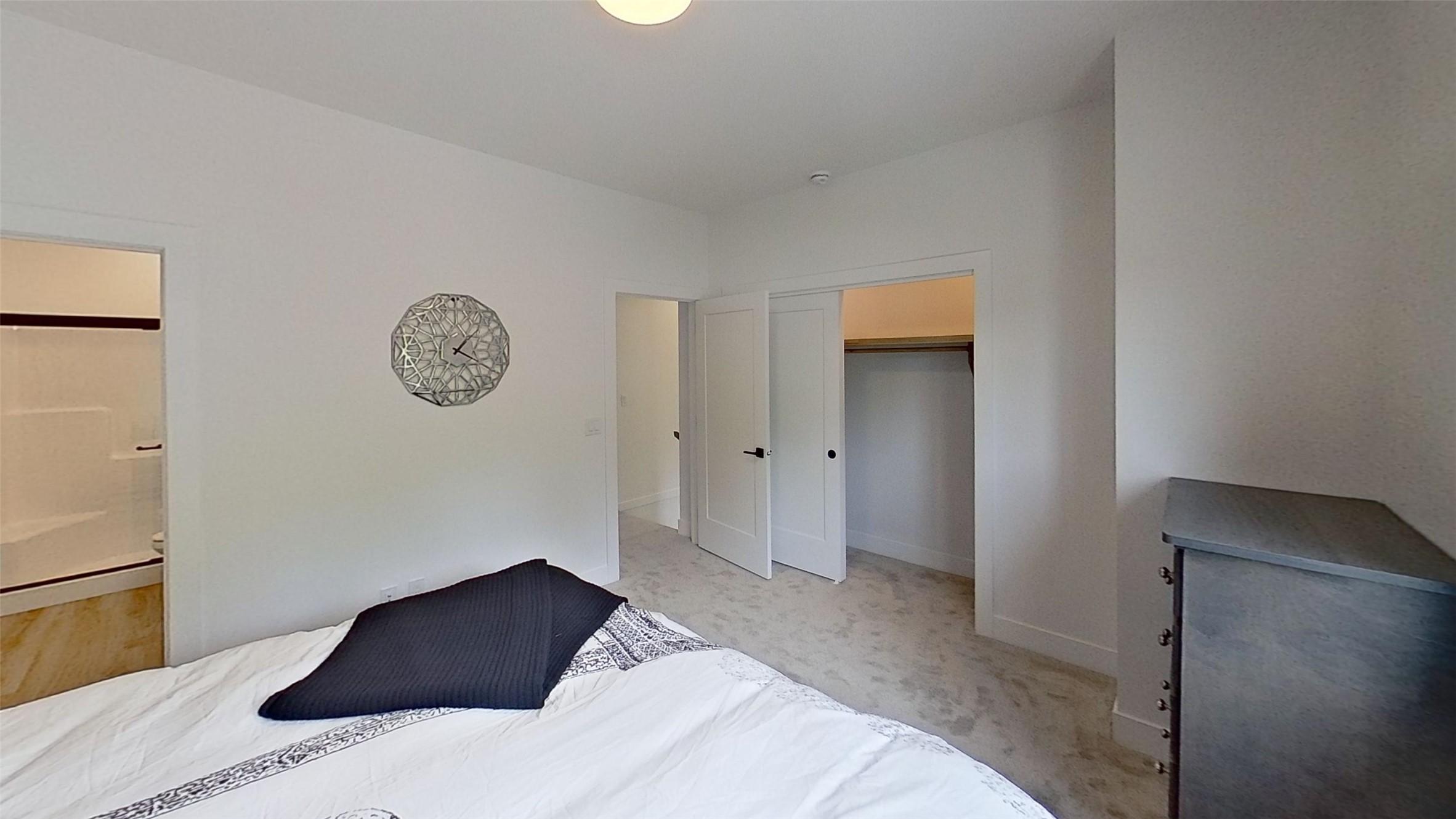 204-70 Boundary Street, Kimberley, BC - Indoor Photo Showing Bedroom