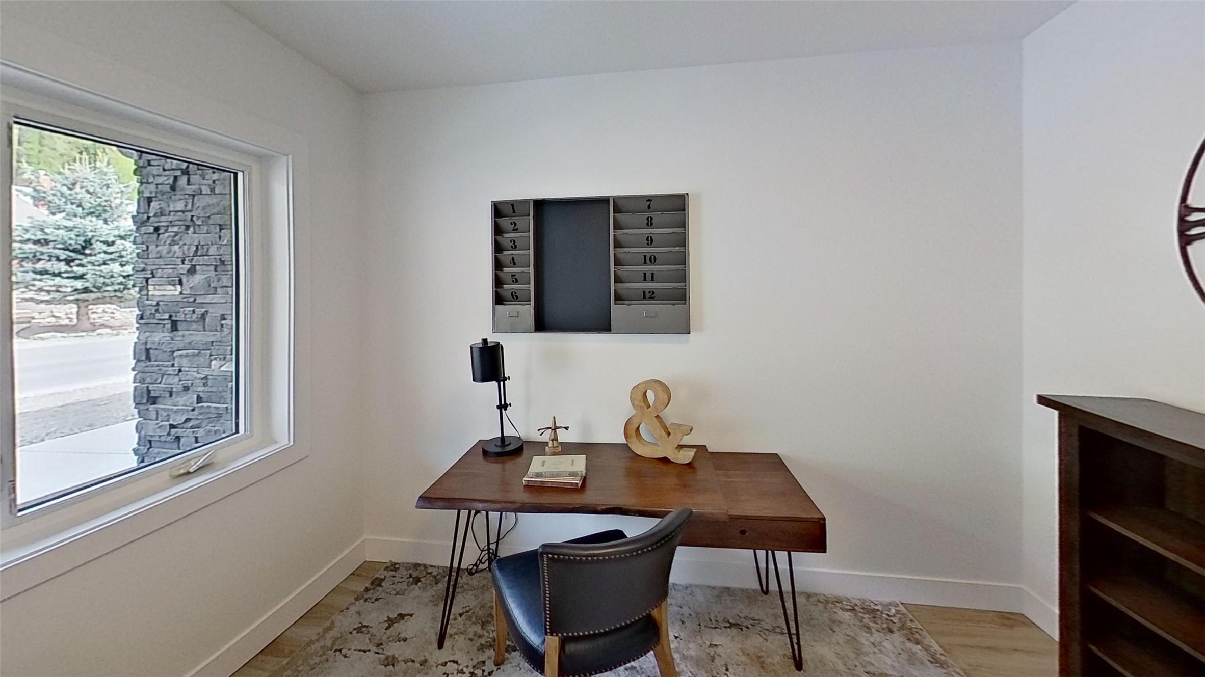 204-70 Boundary Street, Kimberley, BC - Indoor Photo Showing Office