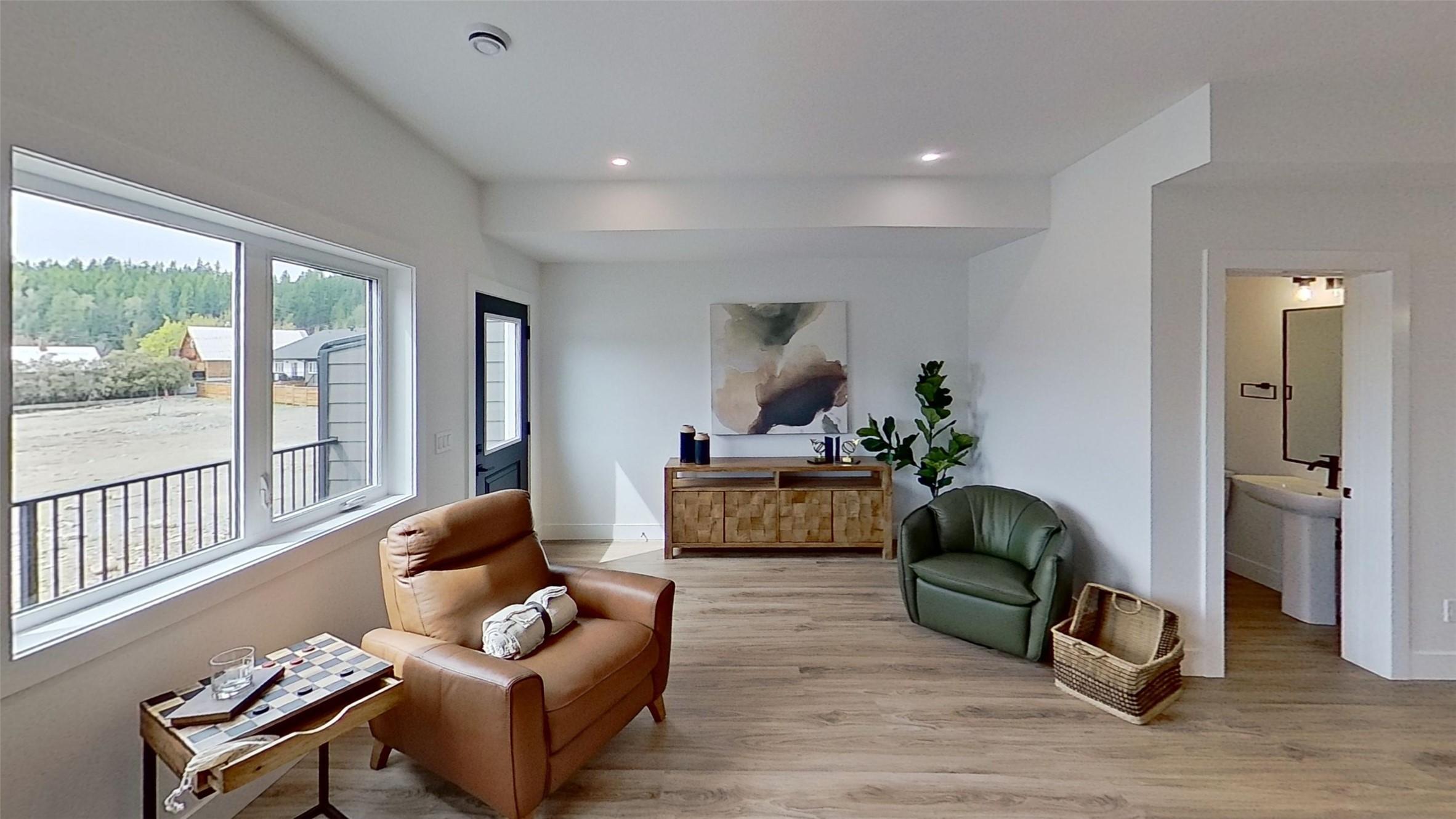 204-70 Boundary Street, Kimberley, BC - Indoor