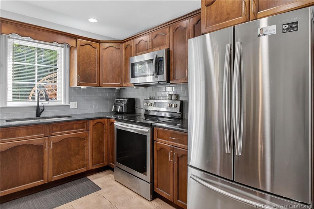 28 Glenforest Dr, Riverview, NB