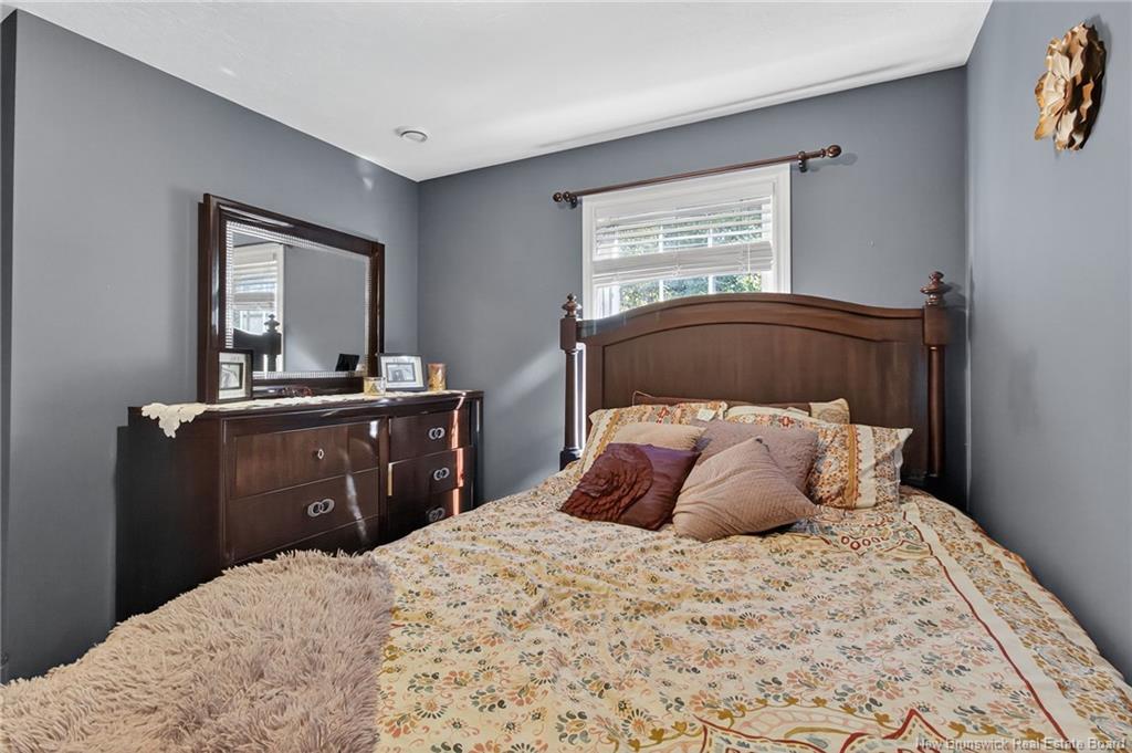 28 Glenforest Dr, Riverview, NB