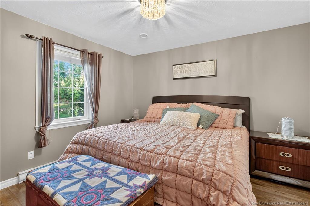 28 Glenforest Dr, Riverview, NB