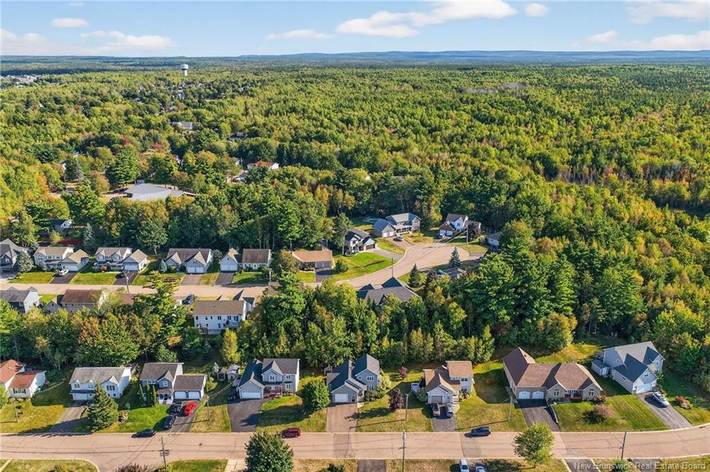 28 Glenforest Dr, Riverview, NB
