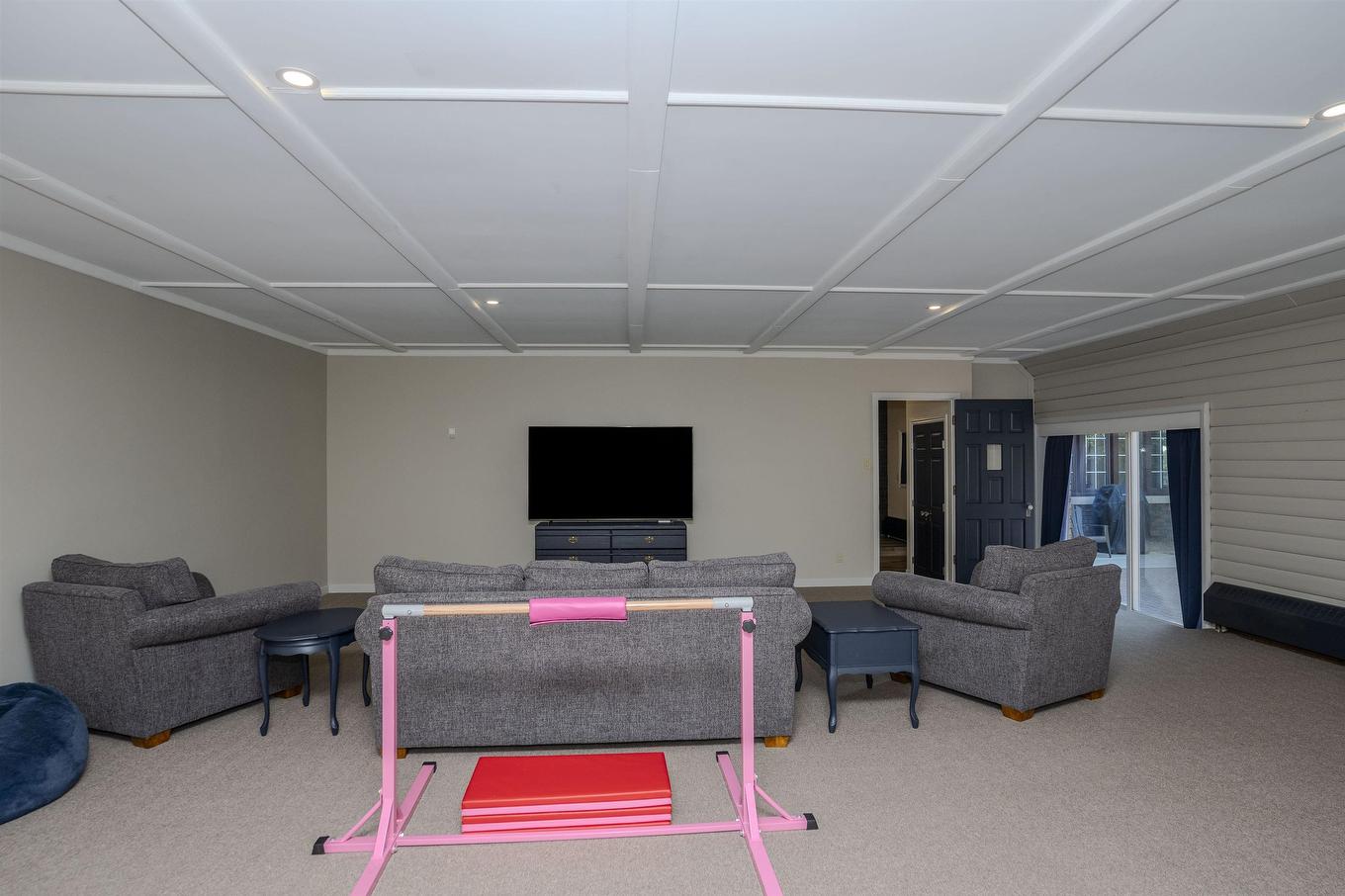 144 High Street S, Thunder Bay, ON - Indoor