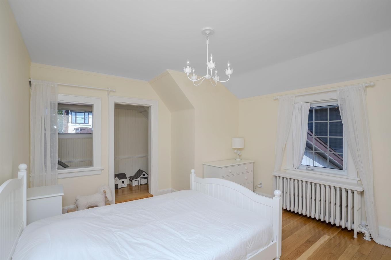 144 High Street S, Thunder Bay, ON - Indoor Photo Showing Bedroom