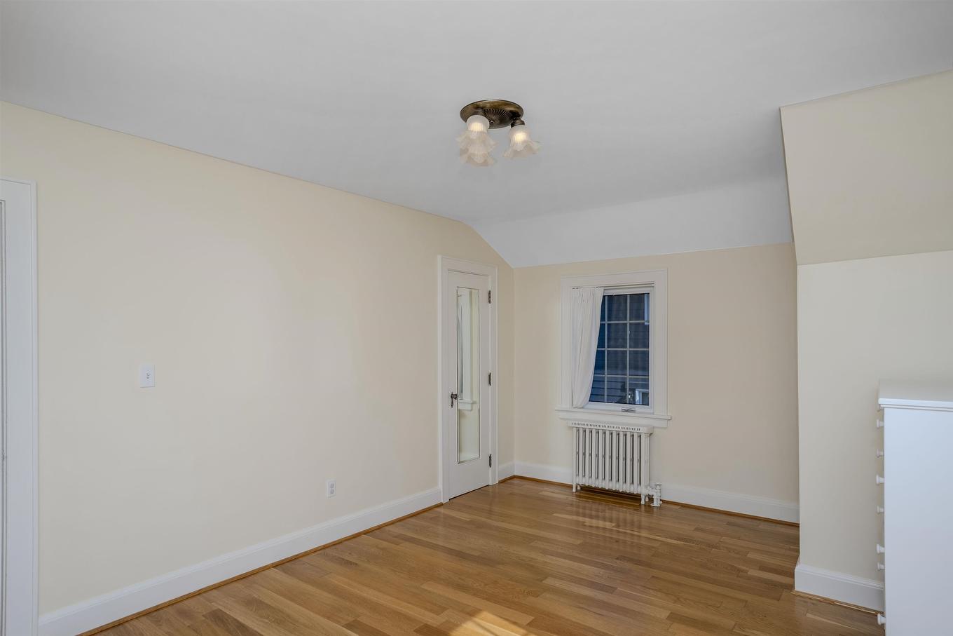 144 High Street S, Thunder Bay, ON - Indoor Photo Showing Other Room