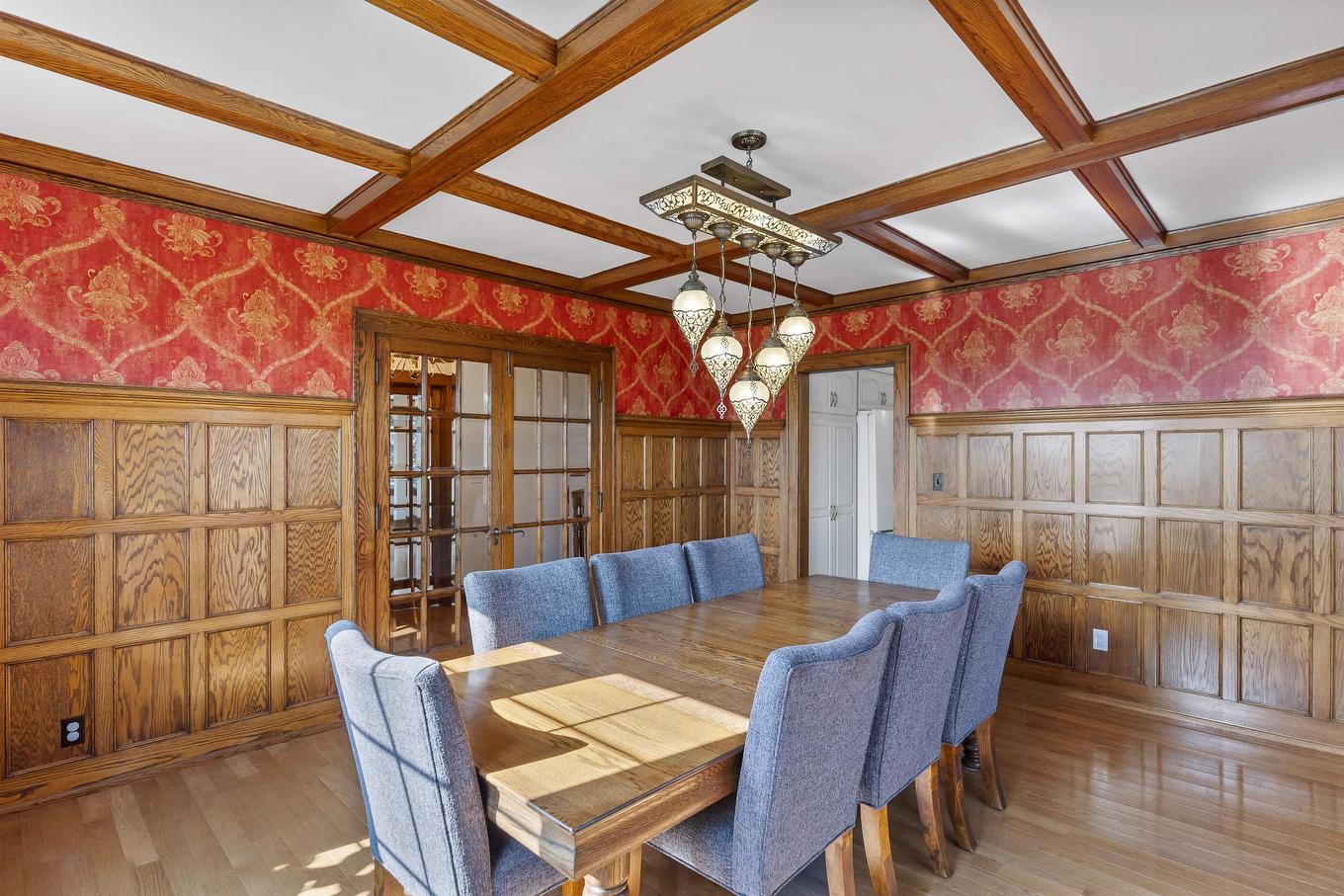 144 High Street S, Thunder Bay, ON - Indoor Photo Showing Dining Room