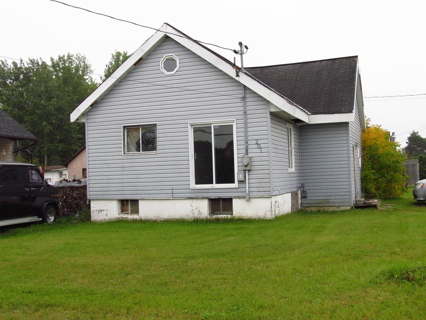 201 Fourth Ave Se, Geraldton, ON - Outdoor