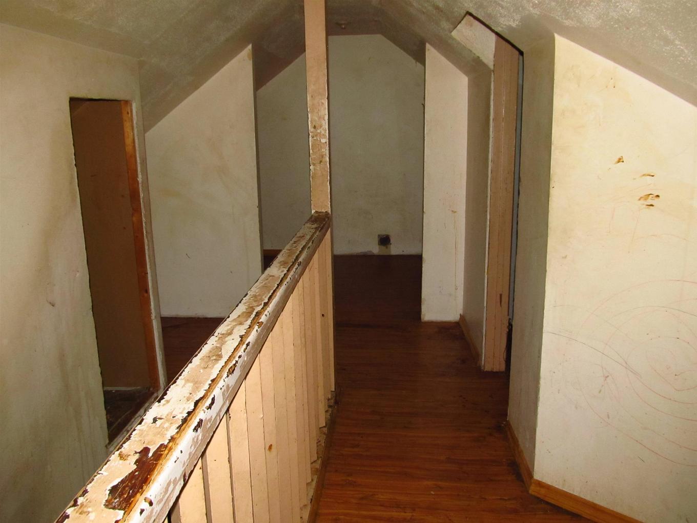 201 Fourth Ave Se, Geraldton, ON - Indoor Photo Showing Other Room