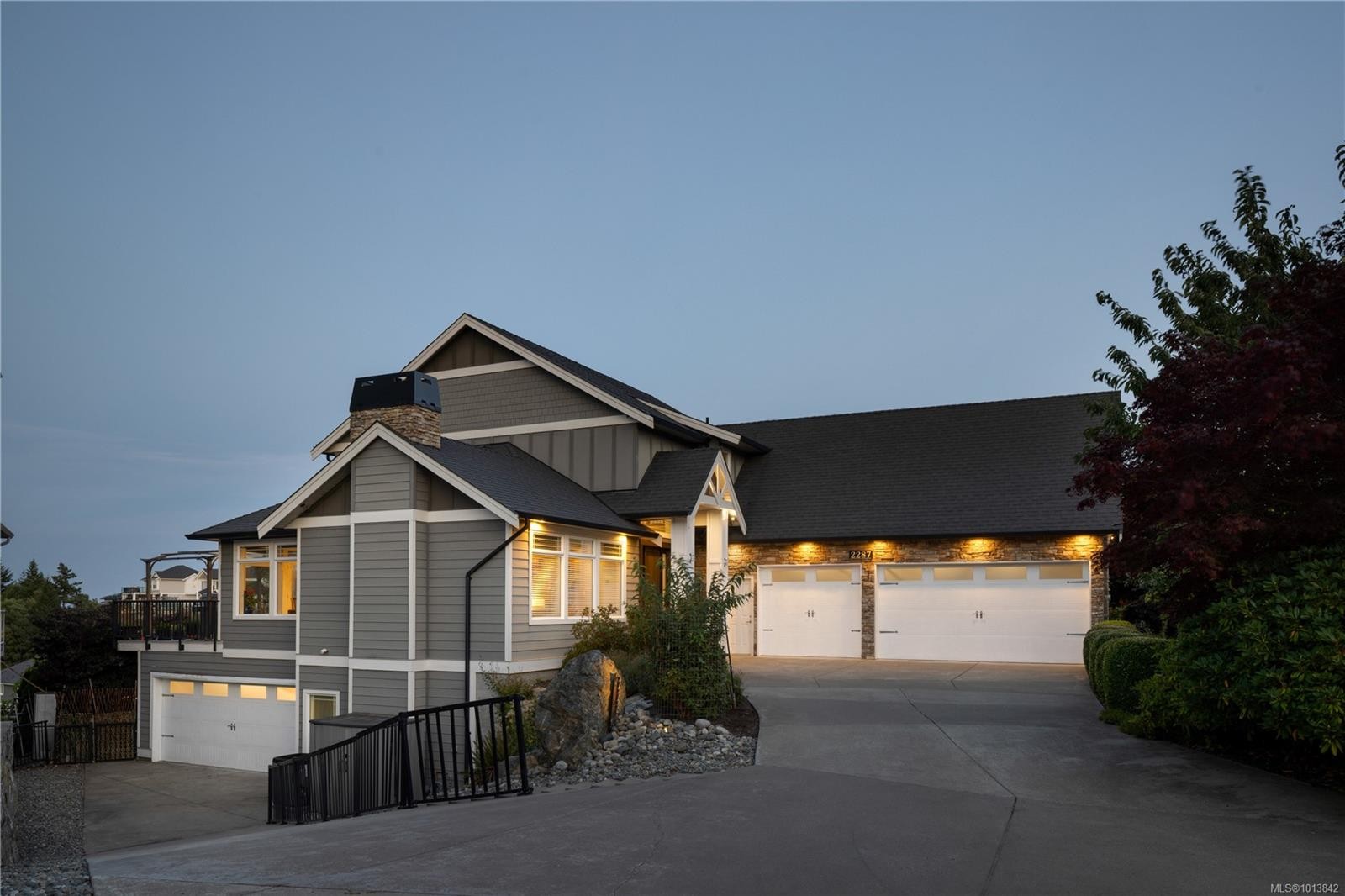 2287 Nicklaus Dr, Langford, BC