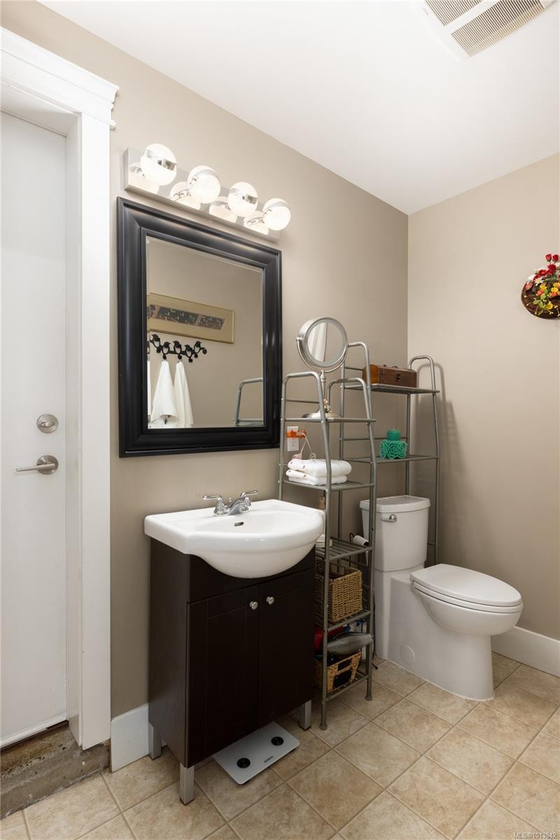 2287 Nicklaus Dr, Langford, BC