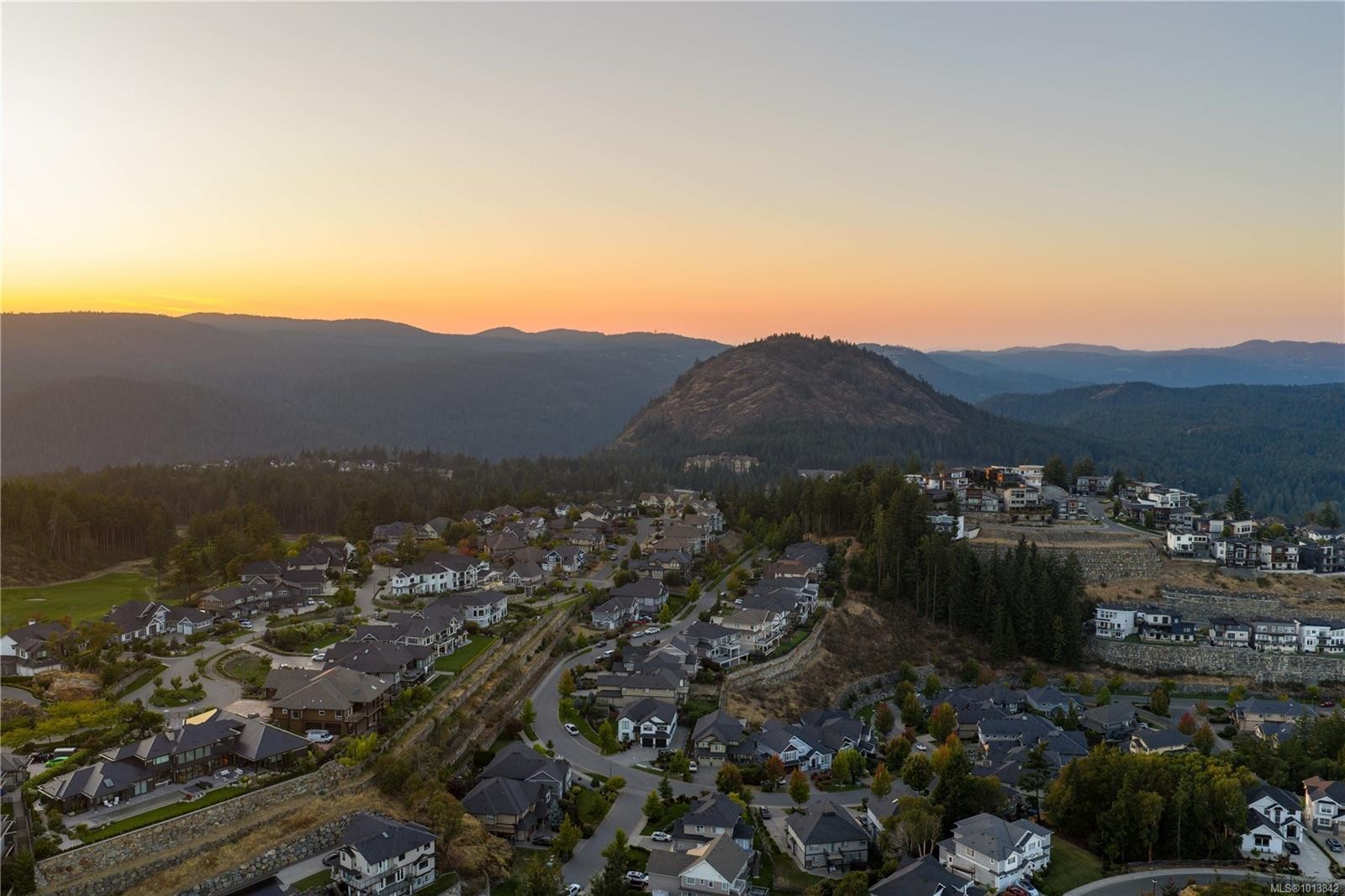 2287 Nicklaus Dr, Langford, BC