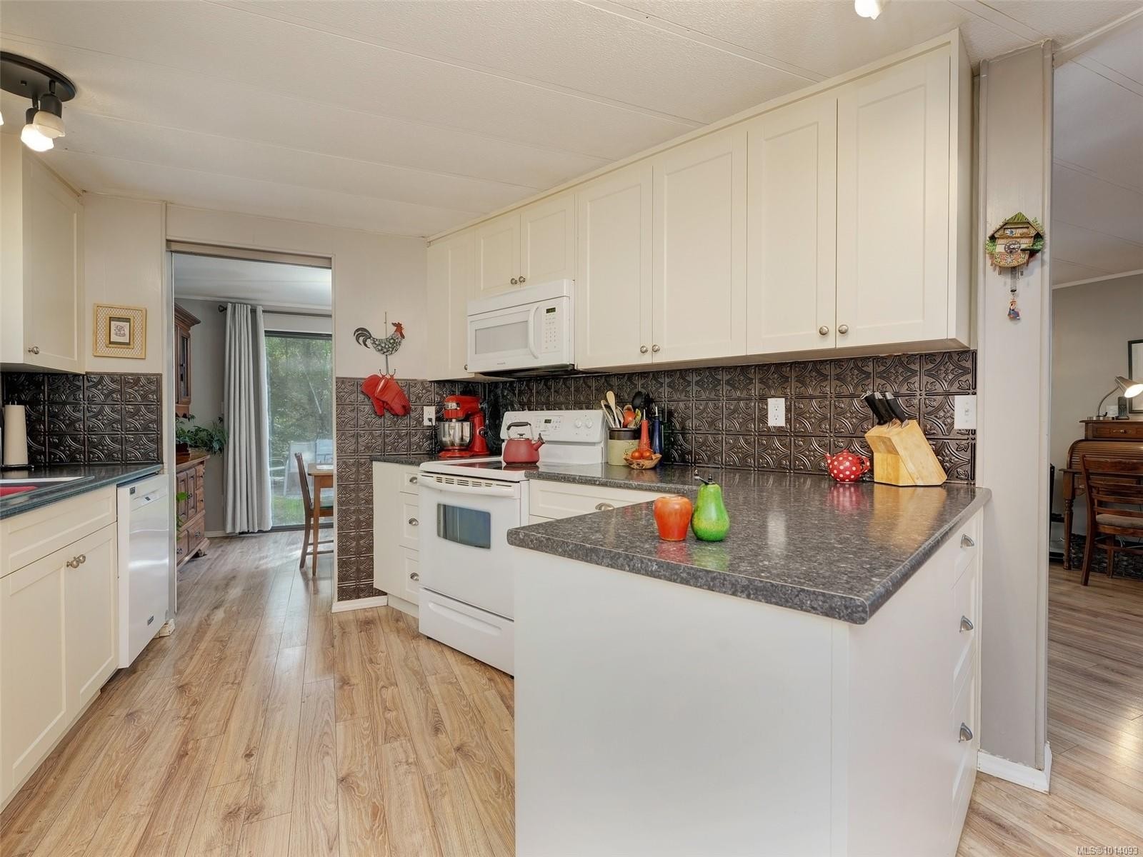 97-5838 Blythwood Rd, Sooke, BC