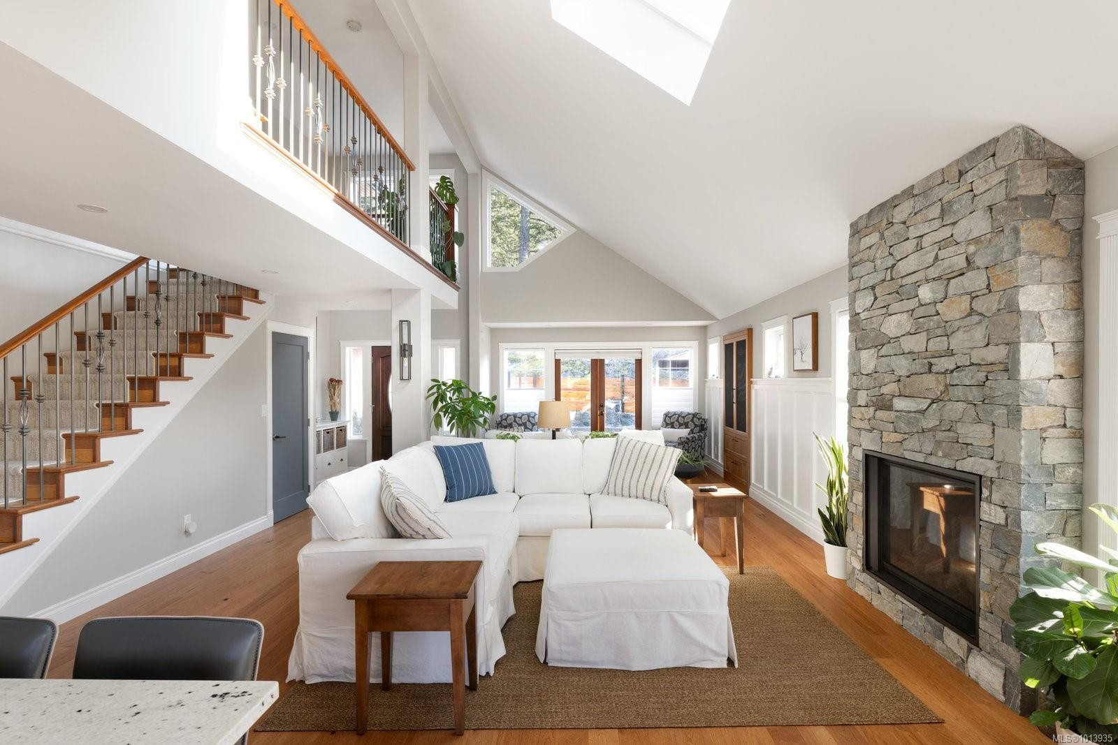 101 Gibraltar Bay Dr, View Royal, BC