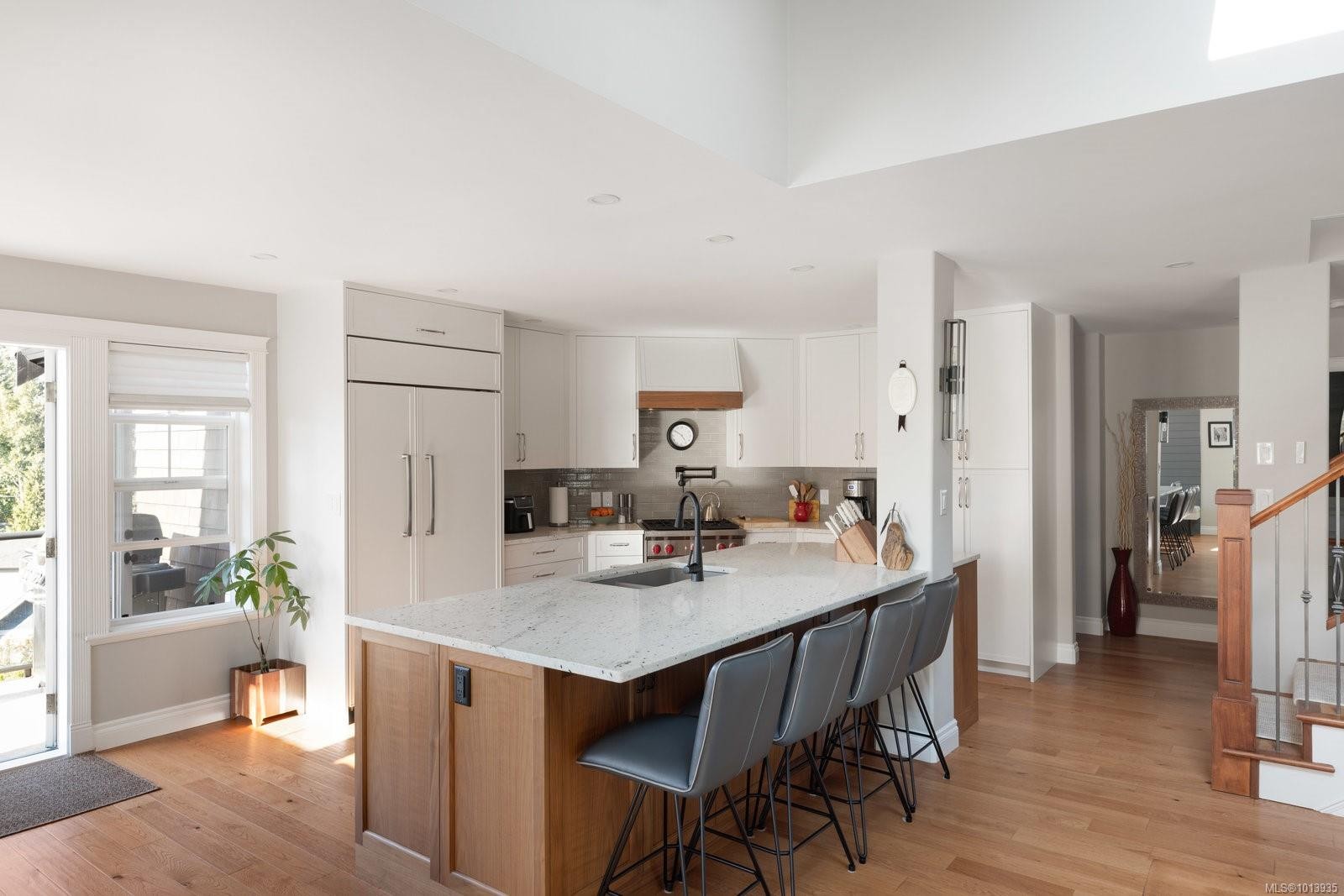 101 Gibraltar Bay Dr, View Royal, BC