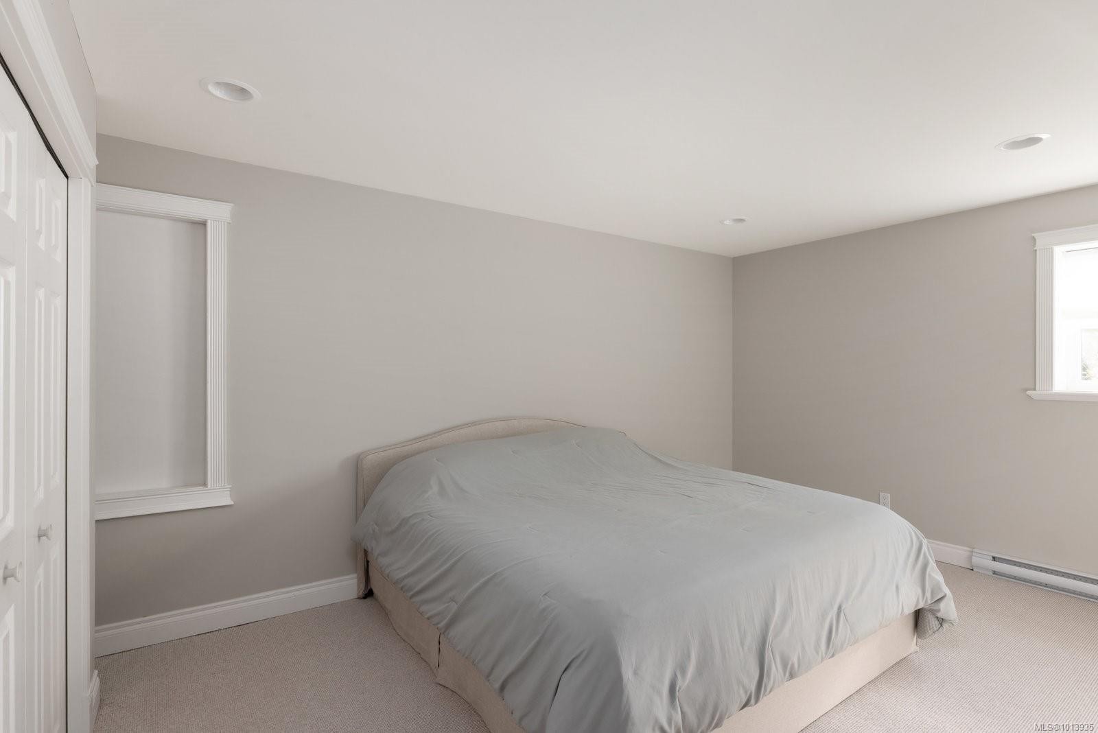 101 Gibraltar Bay Dr, View Royal, BC