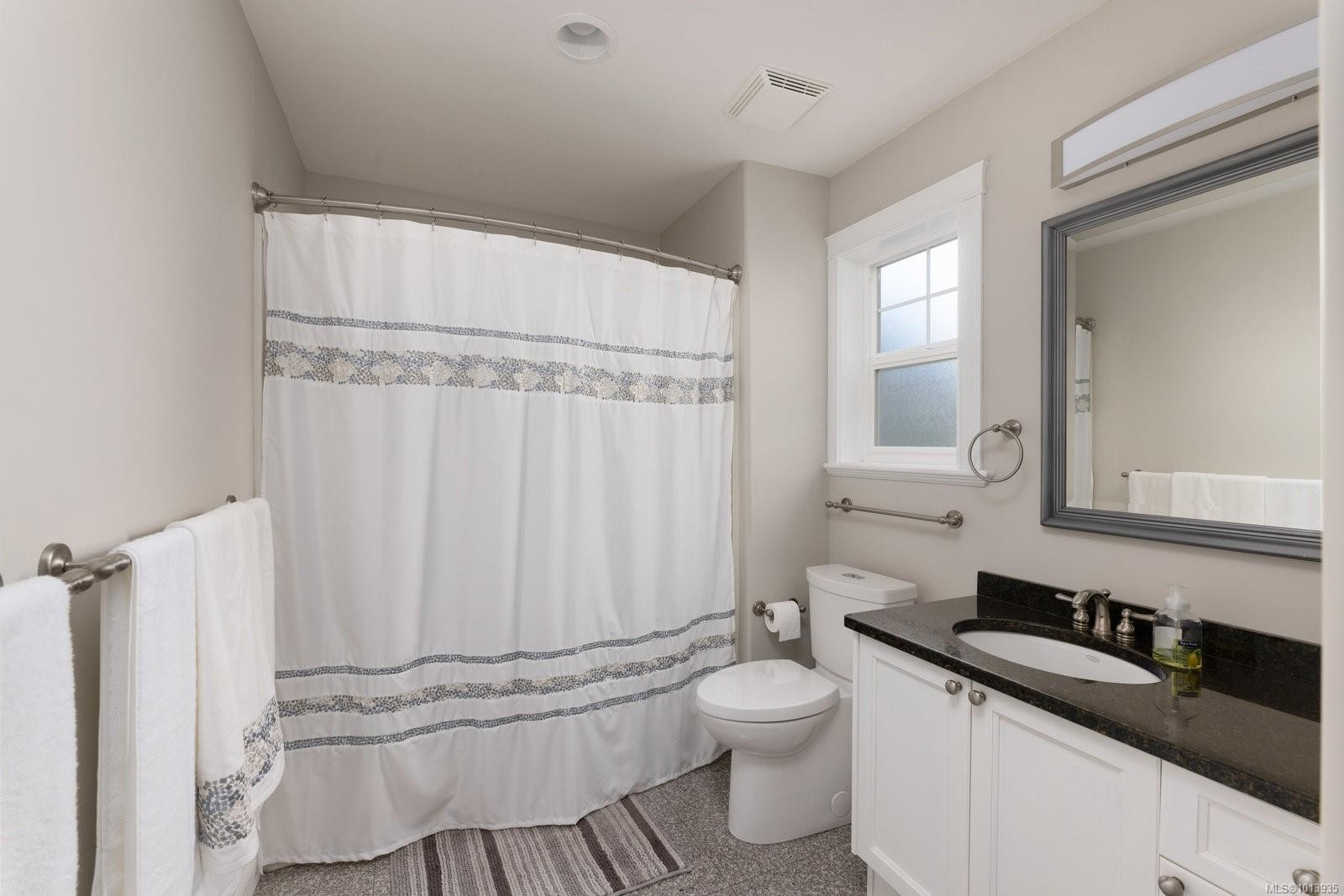 101 Gibraltar Bay Dr, View Royal, BC