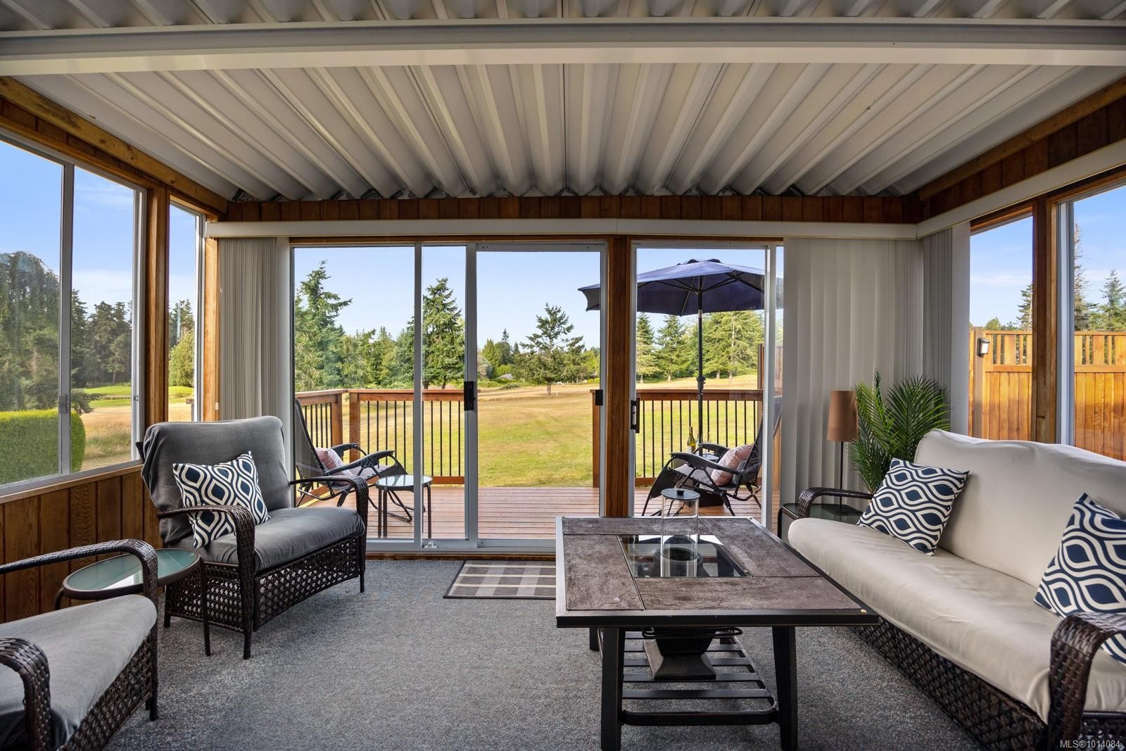 955 Royal Dornoch Dr, Qualicum Beach, BC