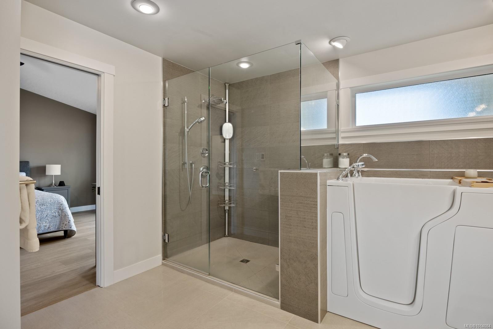 955 Royal Dornoch Dr, Qualicum Beach, BC