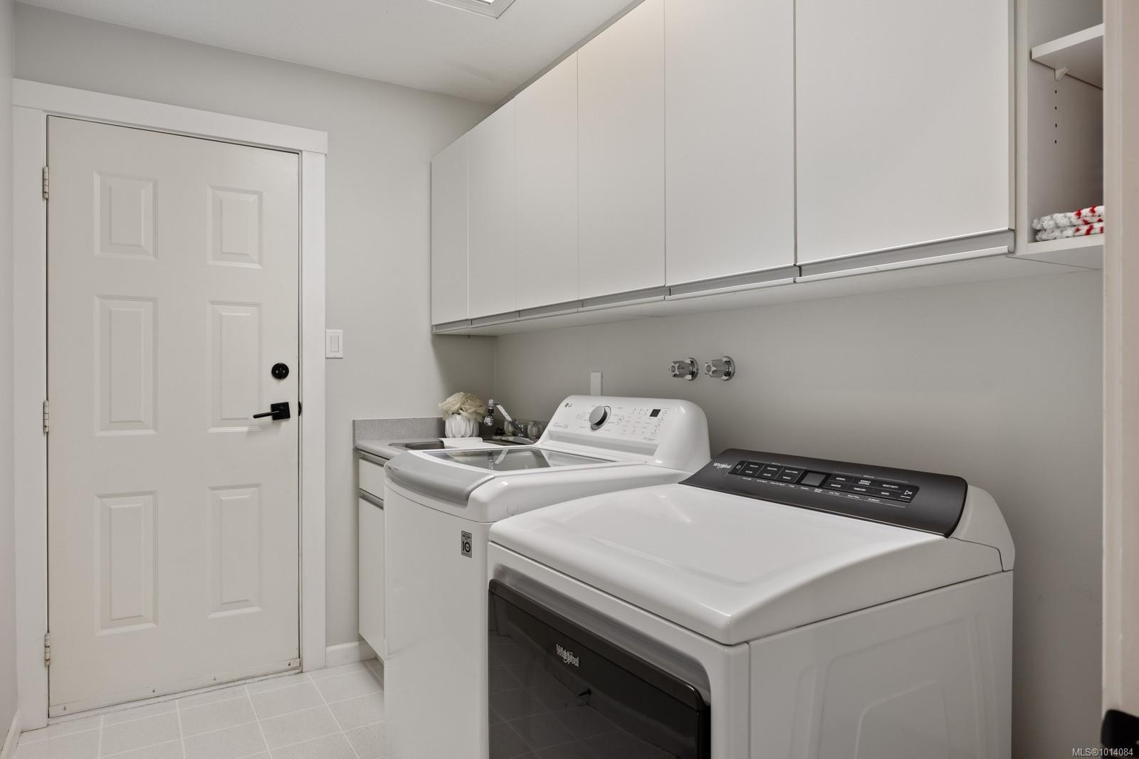 955 Royal Dornoch Dr, Qualicum Beach, BC