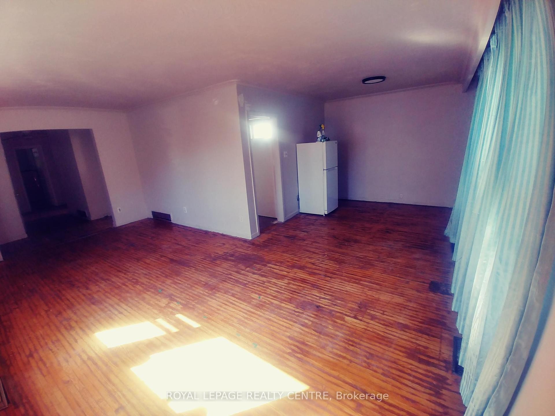1534 Cawthra Road, Mississauga, ON - Indoor Photo Showing Bedroom