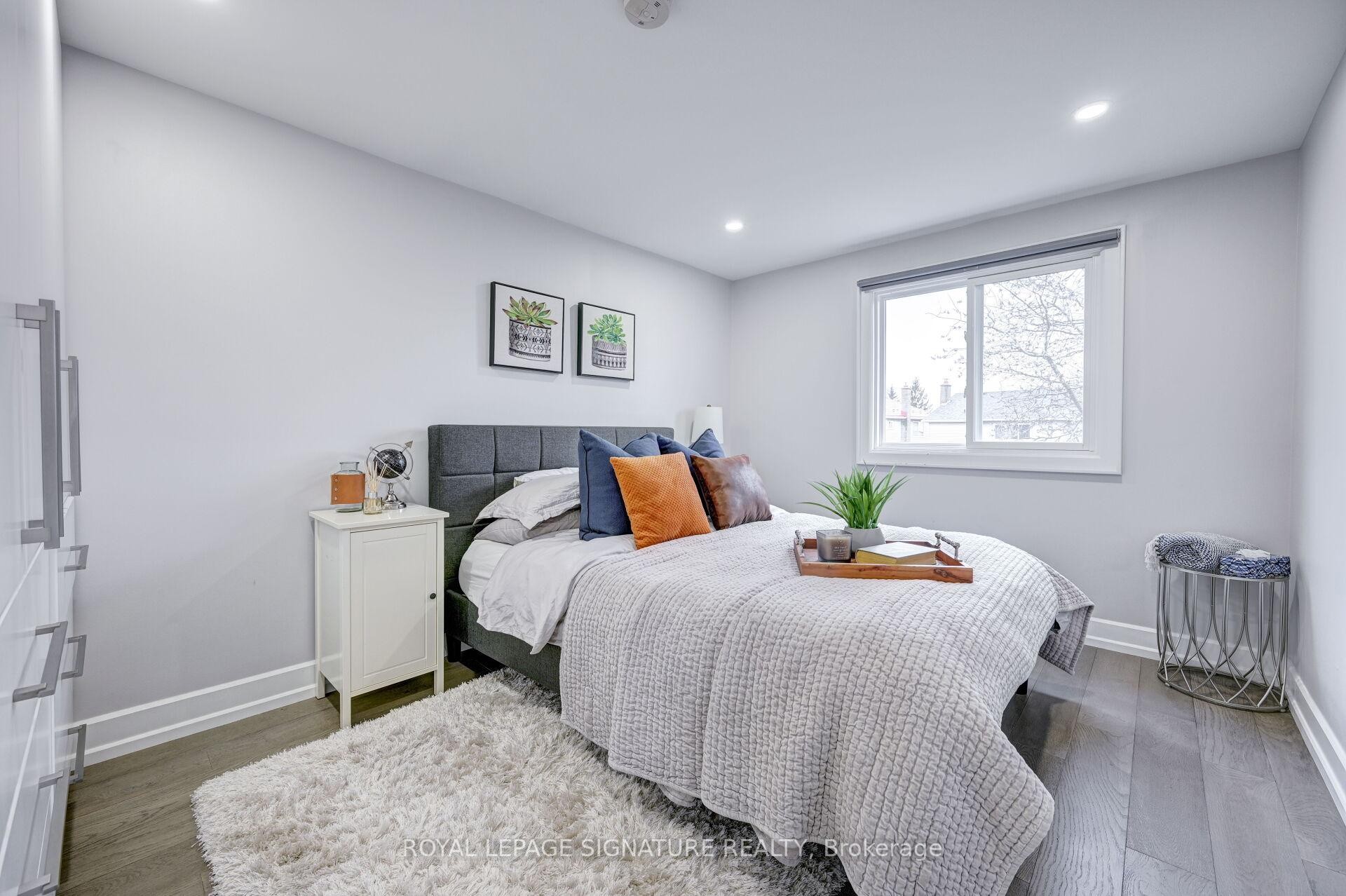 3035 Saracen Court, Mississauga, ON - Indoor Photo Showing Bedroom