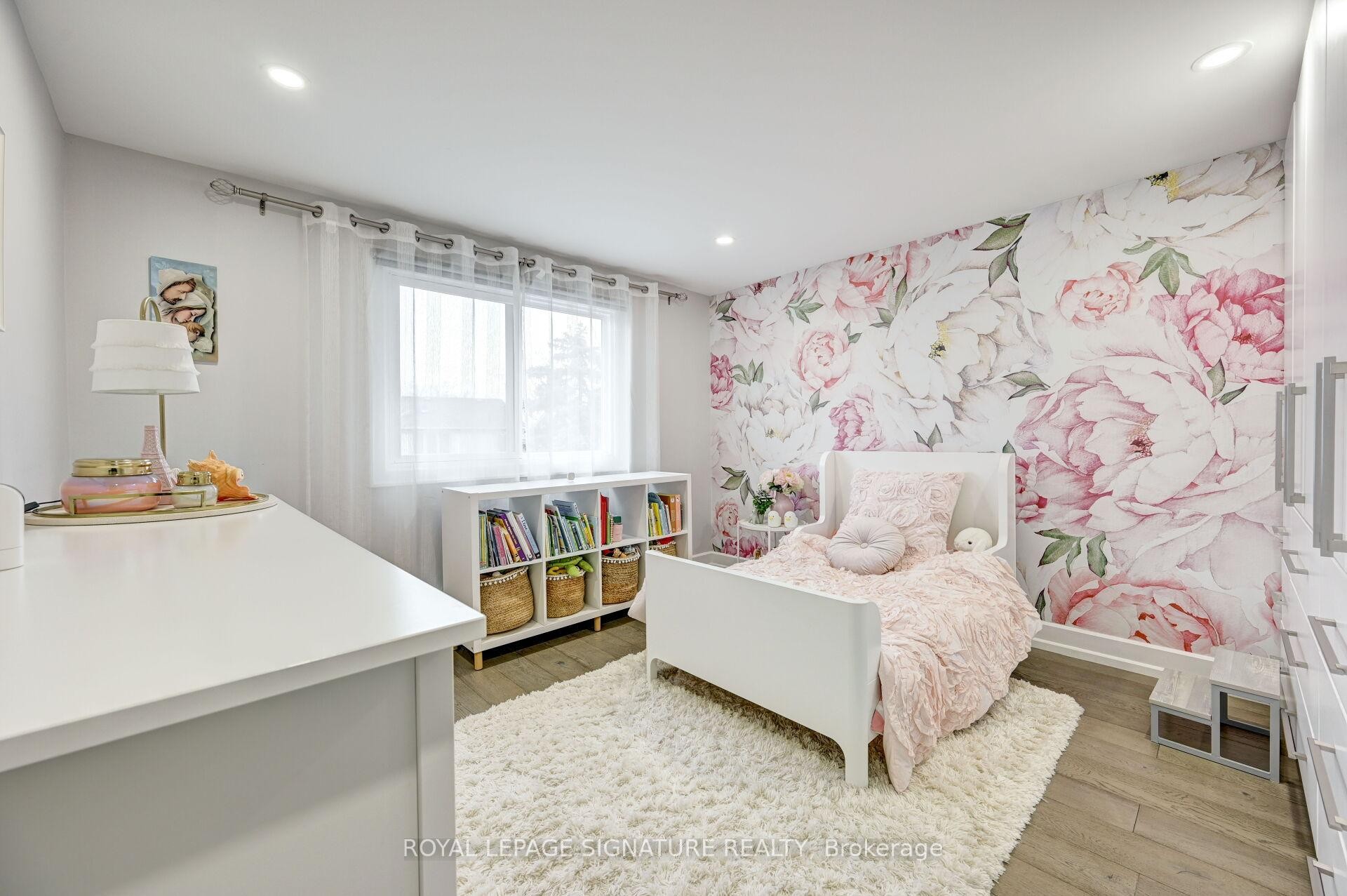3035 Saracen Court, Mississauga, ON - Indoor Photo Showing Bedroom