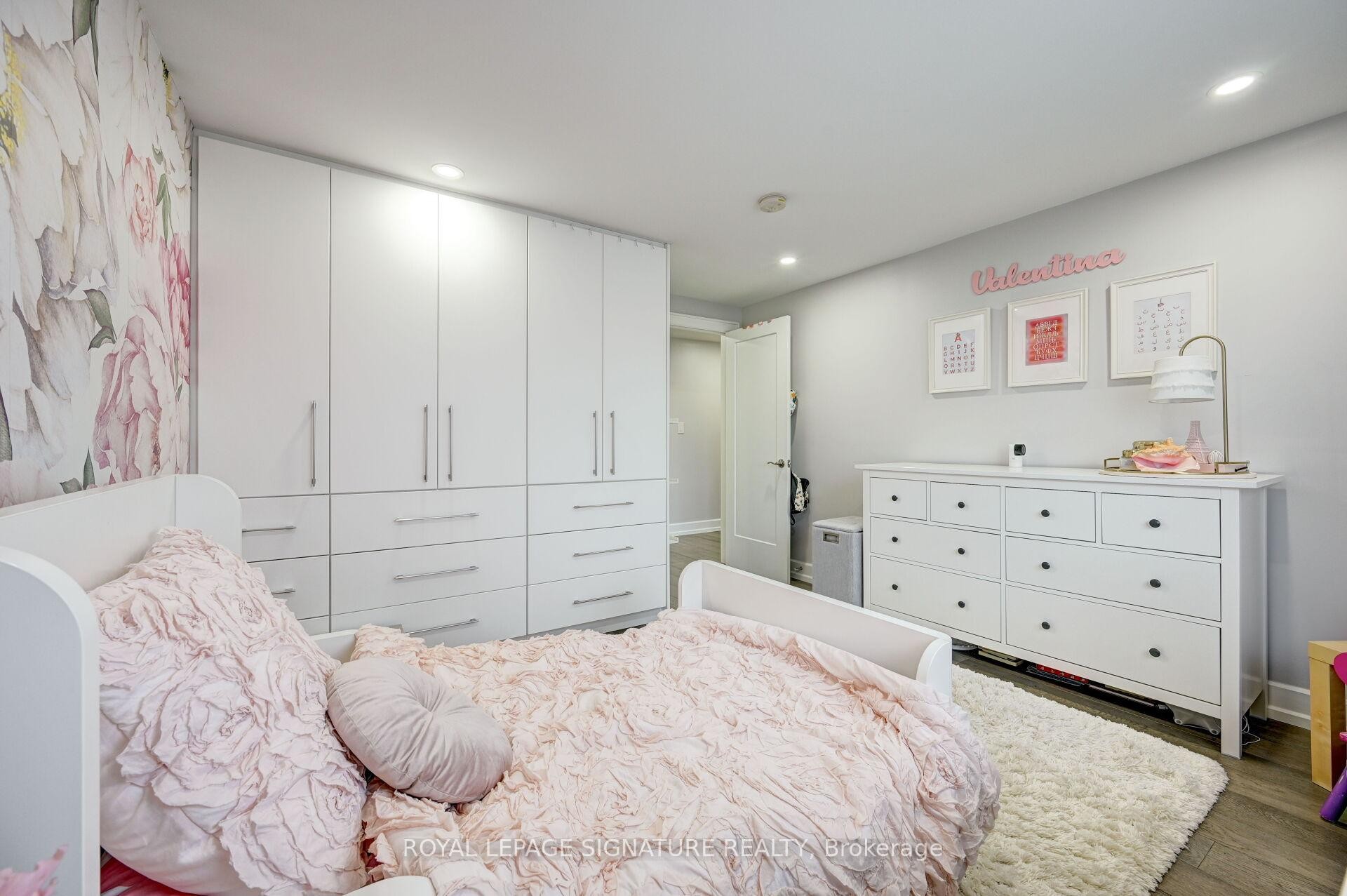 3035 Saracen Court, Mississauga, ON - Indoor Photo Showing Bedroom