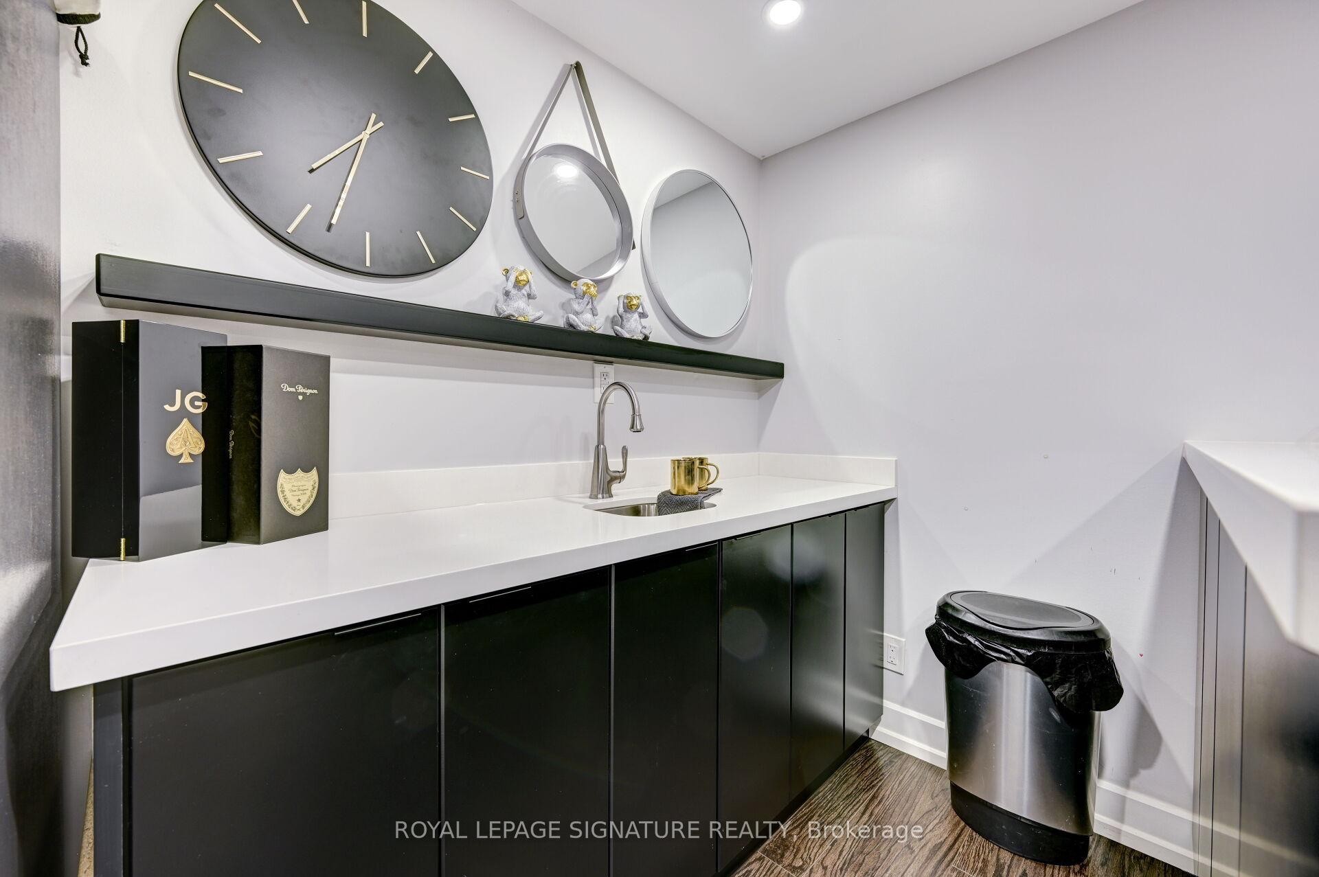 3035 Saracen Court, Mississauga, ON - Indoor