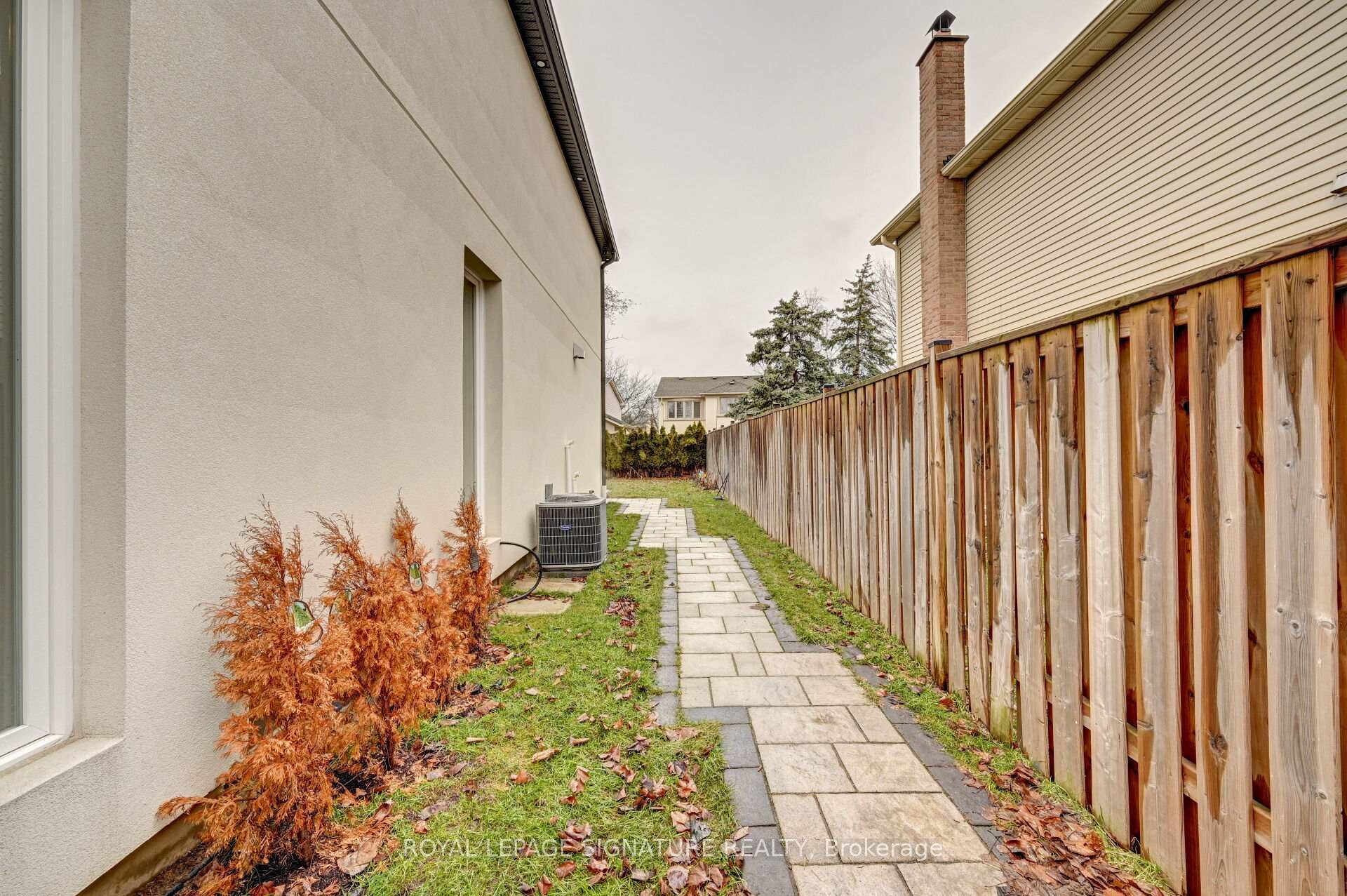 3035 Saracen Court, Mississauga, ON - Outdoor With Exterior