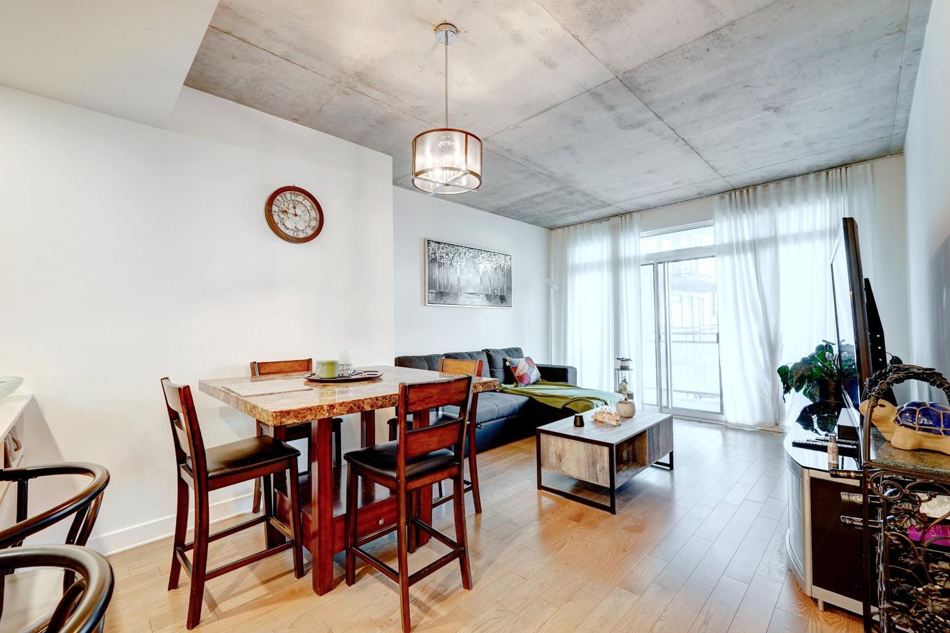 Dinette - 1008-5905 Boul. Du Quartier, Brossard, QC - Indoor Photo Showing Dining Room