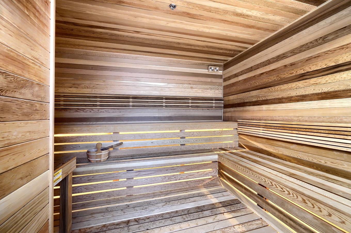 Sauna - 1008-5905 Boul. Du Quartier, Brossard, QC - Indoor Photo Showing Other Room