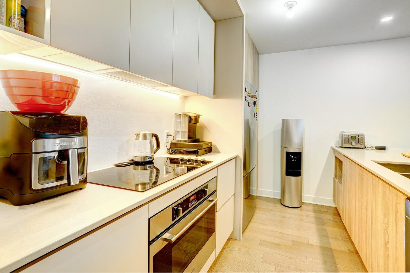 Kitchen - 1008-5905 Boul. Du Quartier, Brossard, QC - Indoor Photo Showing Kitchen